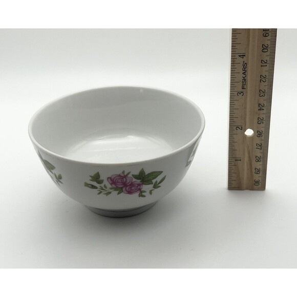 Set of 4 Vintage Xiangshan Chinese Porcelain Bowls Pink Roses Made in China - Picture 3 of 6